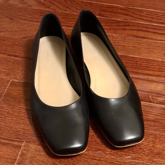 Everlane 90s Flat - Picture 1 of 4